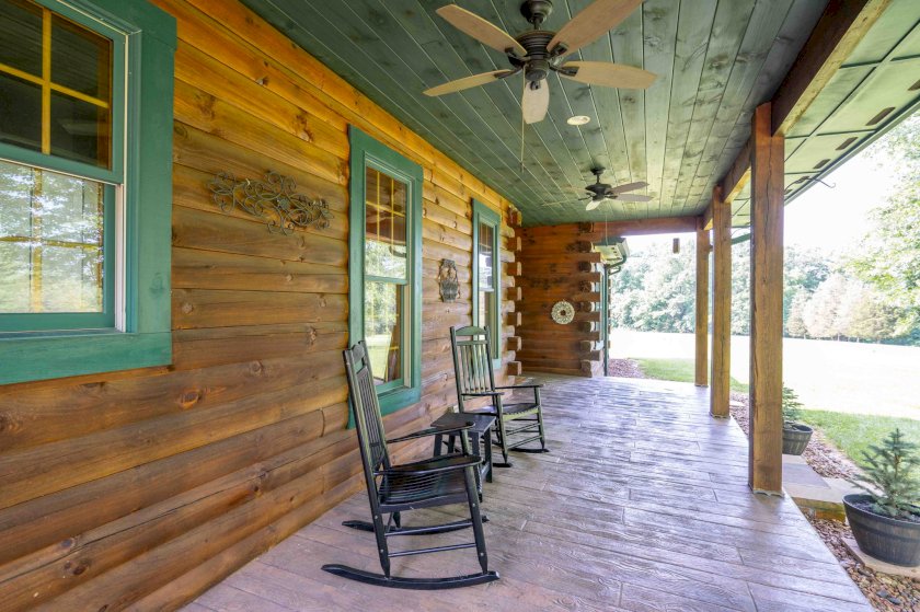 889 Clay Ridge Rd