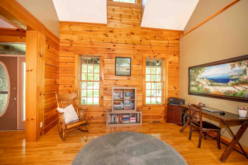 889 Clay Ridge Rd