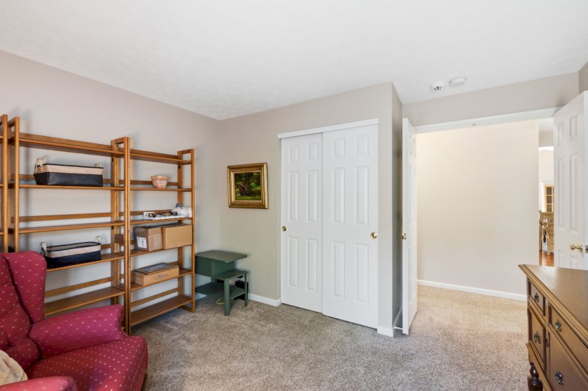 502 Brookstone Ln