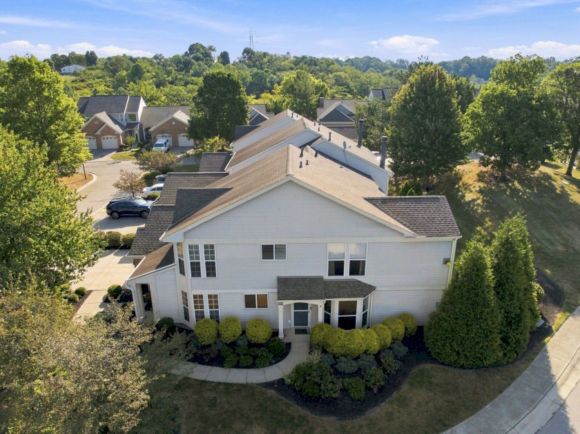 502 Brookstone Ln