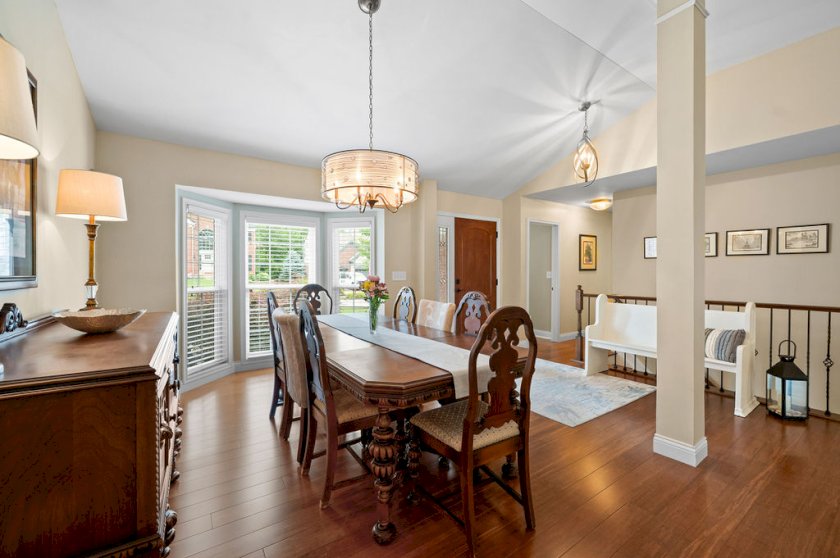 259 Ridgepointe Dr