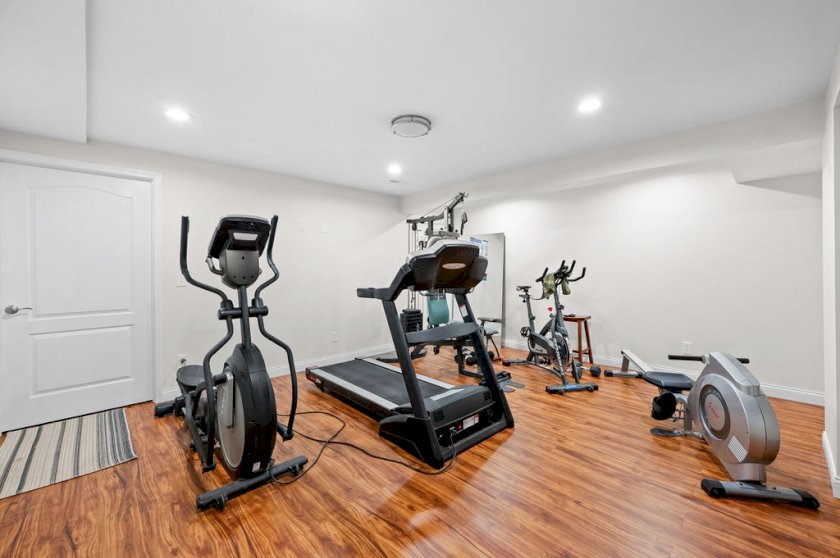 259 Ridgepointe Dr