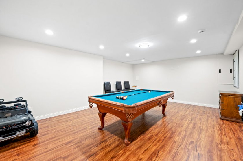 259 Ridgepointe Dr