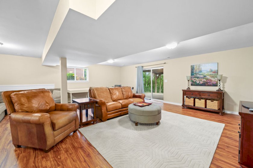 259 Ridgepointe Dr