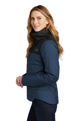 The North Face® Women's Chest Logo Everyday Insulated Jacket
