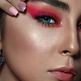 Imagem do canal de telegram "Glamour e Elegância - Beleza Feminina em Destaque"!