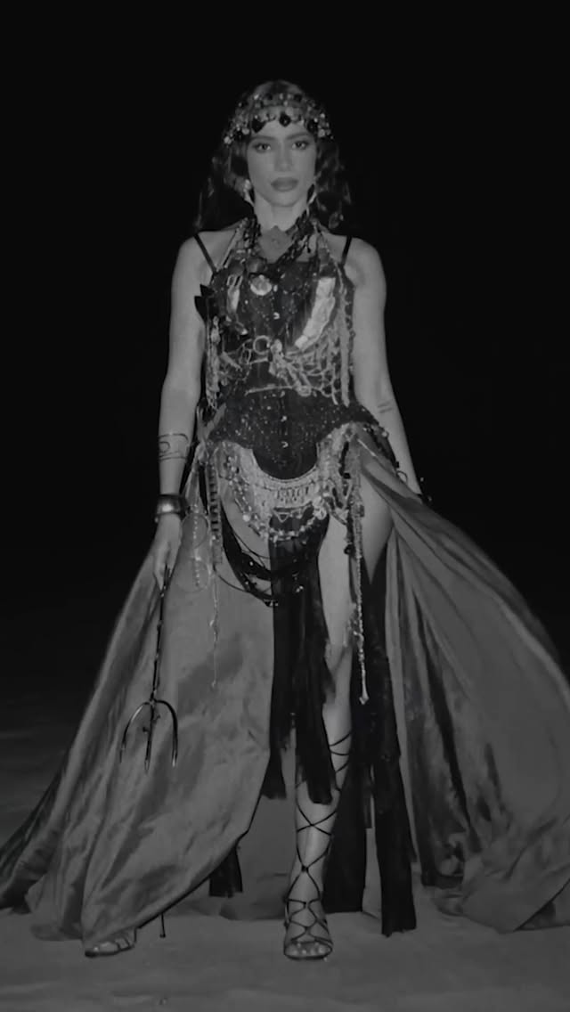 Saved public post media preview 2 from @anitta snapshot