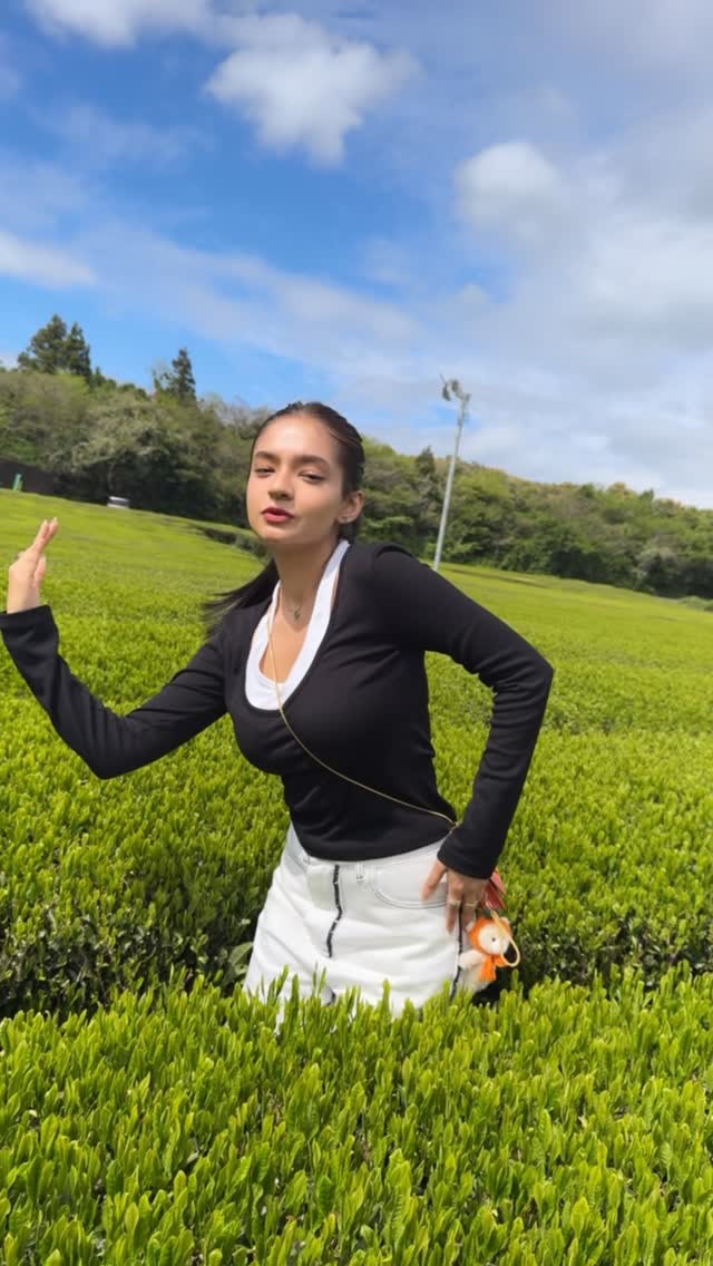 Saved public post media preview 4 from @anushkasen0408 snapshot