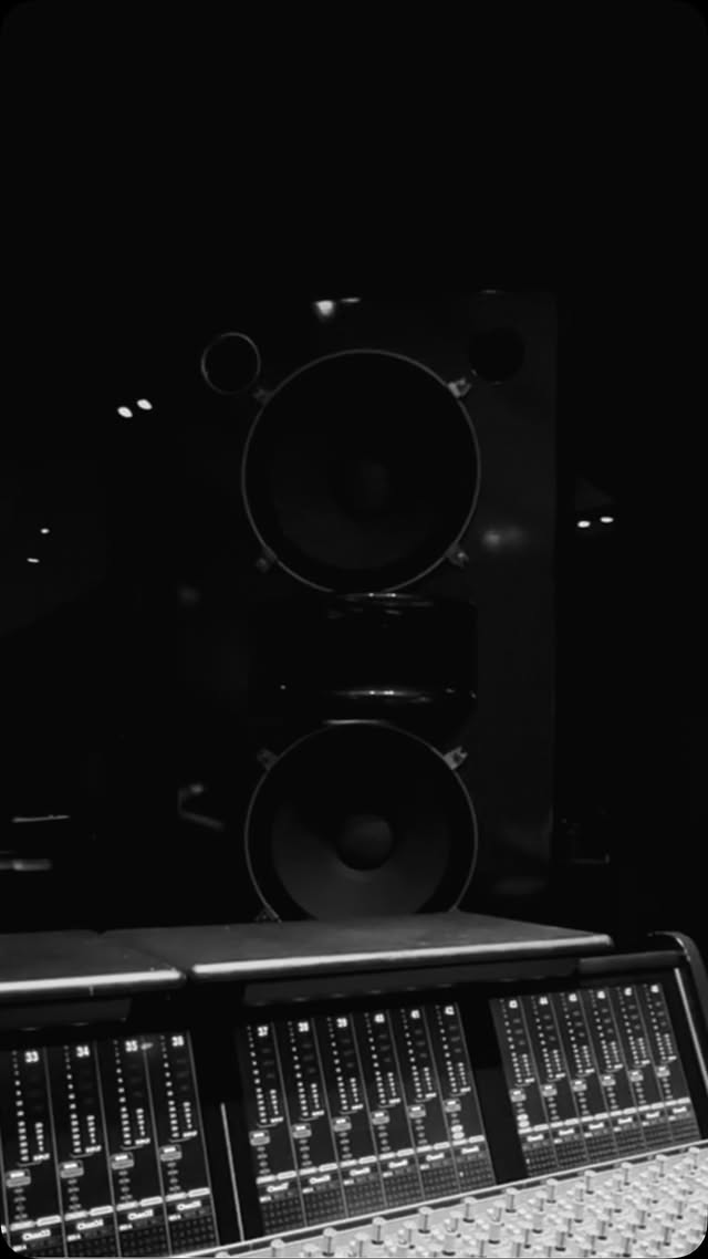 Saved public post media preview 1 from @arianagrande snapshot