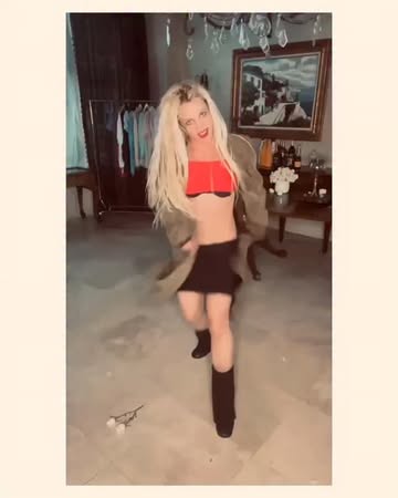 Saved public reels media preview 5 from @britneyspears snapshot