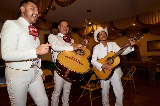 Saved public post media preview 8 from @brunomars snapshot