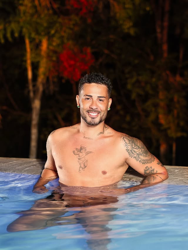 Saved public post media preview 9 from @carlinhos snapshot