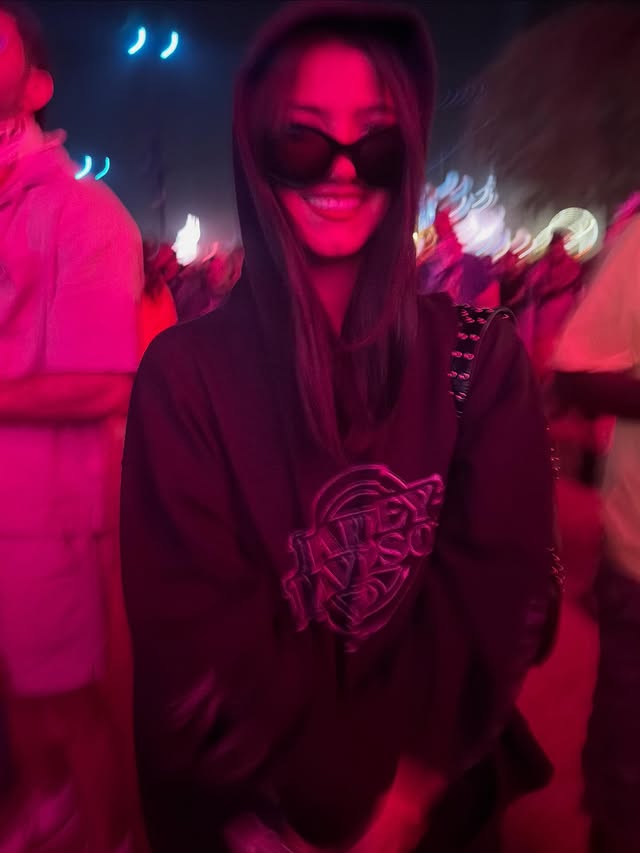 Saved public post media preview 2 from @charlidamelio snapshot