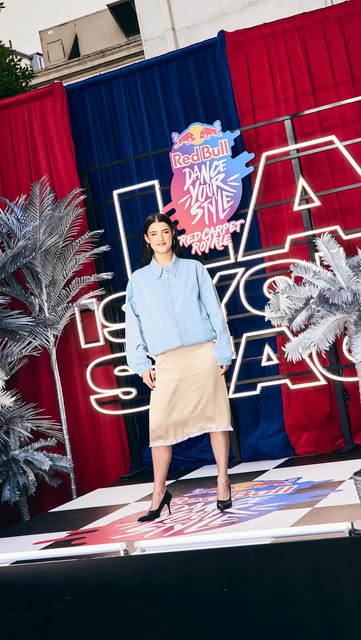 Saved public reels media preview 5 from @charlidamelio snapshot