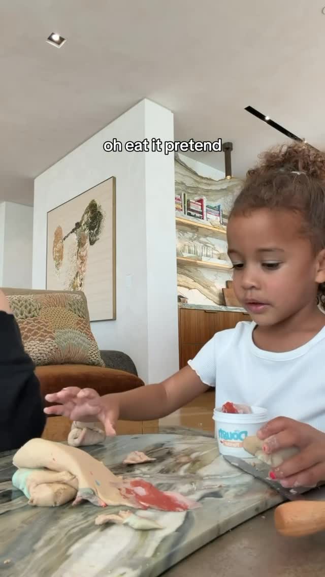 Saved public post media preview 5 from @chrissyteigen snapshot