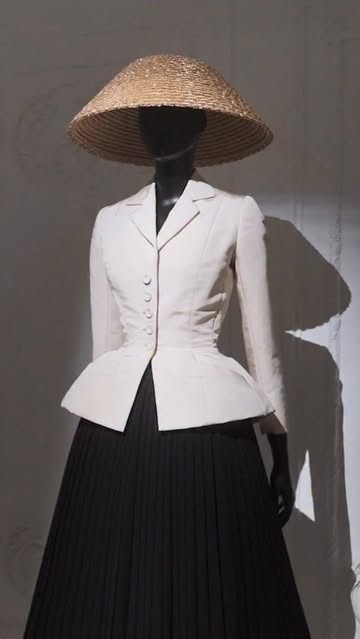 Saved public reels media preview 5 from @dior snapshot