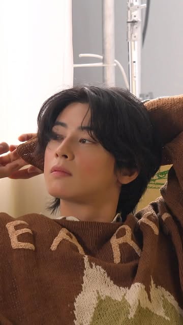 Saved public reels media preview 4 from @eunwo.o_c snapshot