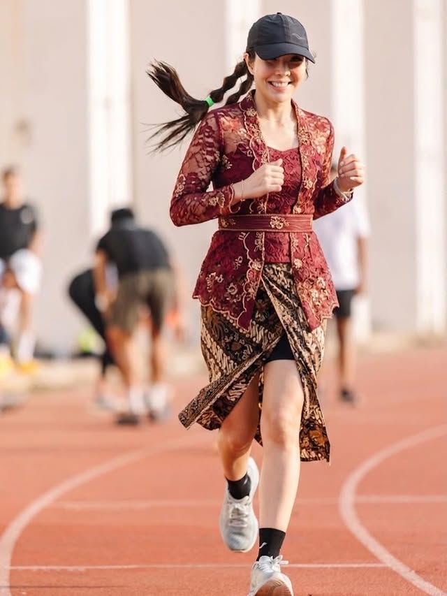 Saved public post media preview 5 from @gisel_la snapshot