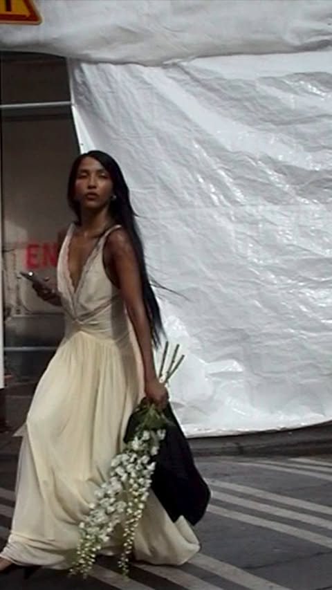 Saved public reels media preview 3 from @hm snapshot