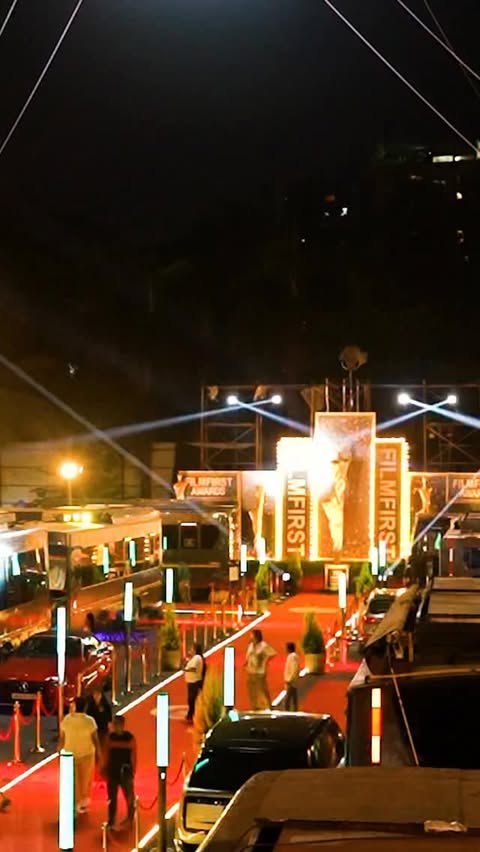 Saved public reels media preview 9 from @iamsrk snapshot