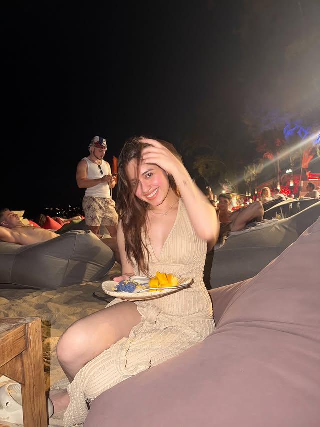 Saved public post media preview 3 from @jannatzubair29 snapshot