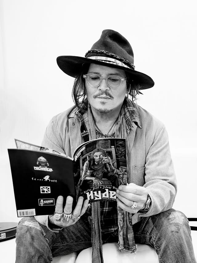 Saved public post media preview 9 from @johnnydepp snapshot