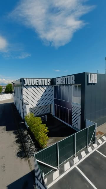 Saved public reels media preview 2 from @juventus snapshot