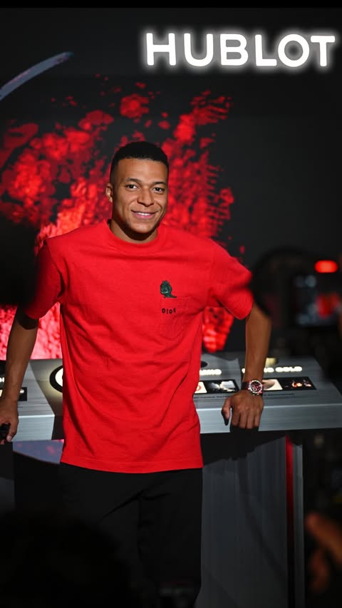 Saved public reels media preview 5 from @k.mbappe snapshot