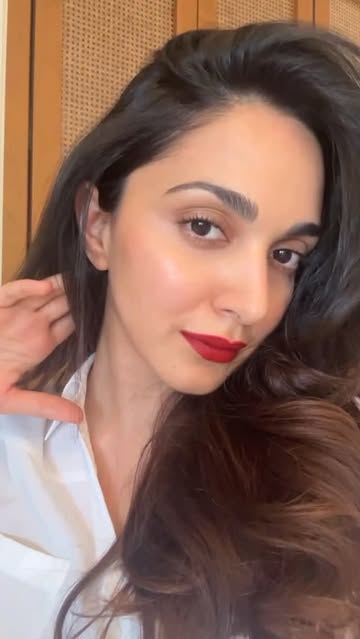 Saved public reels media preview 7 from @kiaraaliaadvani snapshot