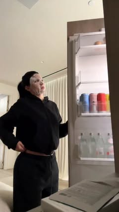 Saved public reels media preview 7 from @kyliejenner snapshot