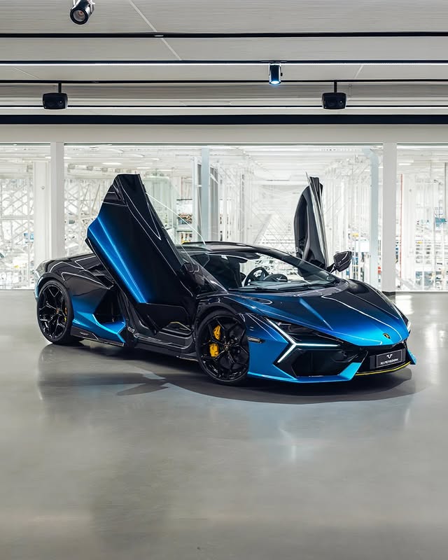 Saved public post media preview 7 from @lamborghini snapshot