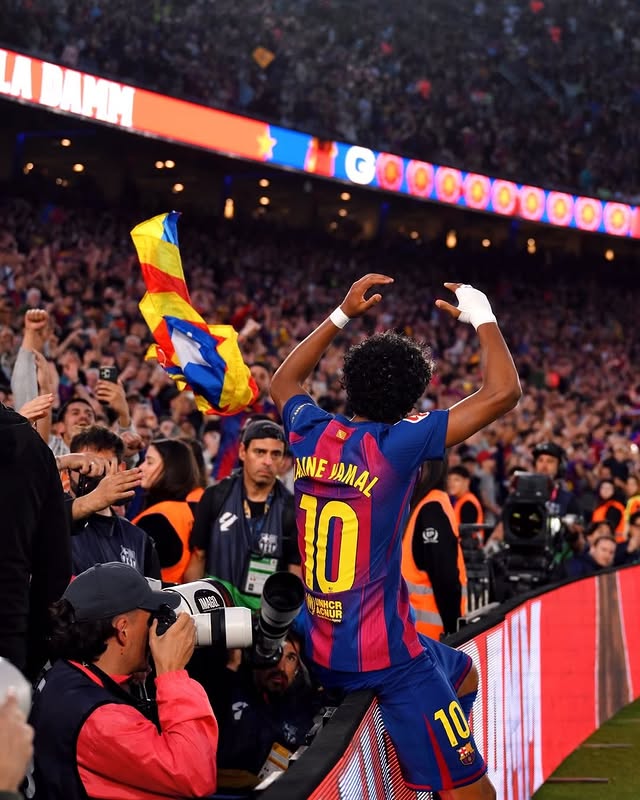 Saved public post media preview 6 from @lamineyamal snapshot