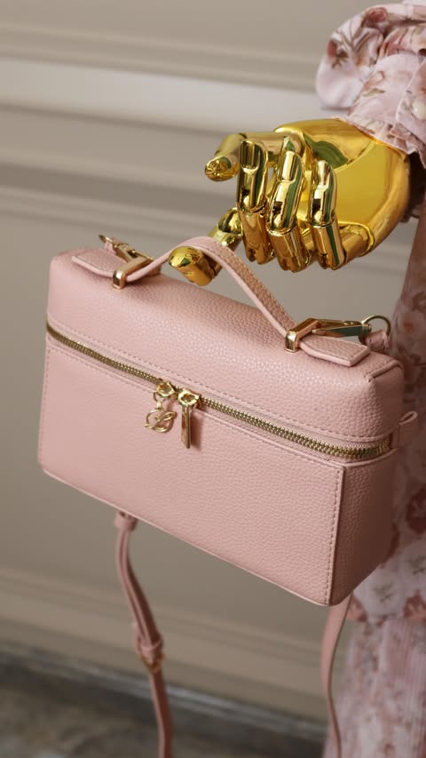 Saved public reels media preview 4 from @laudyacynthiabella snapshot