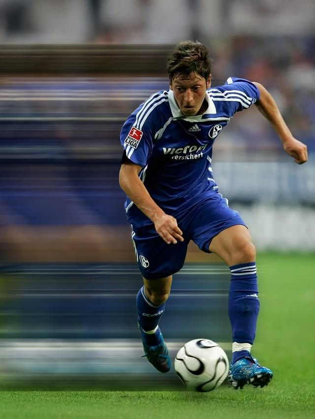 Saved public post media preview 4 from @m10_official snapshot