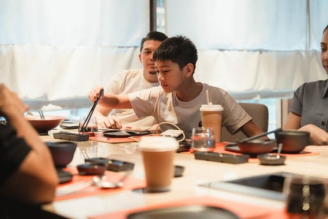 Saved public post media preview 5 from @raffinagita1717 snapshot