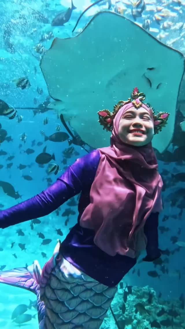 Saved public post media preview 1 from @riaricis1795 snapshot