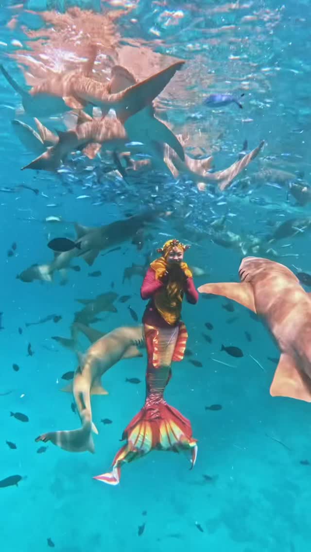 Saved public post media preview 2 from @riaricis1795 snapshot