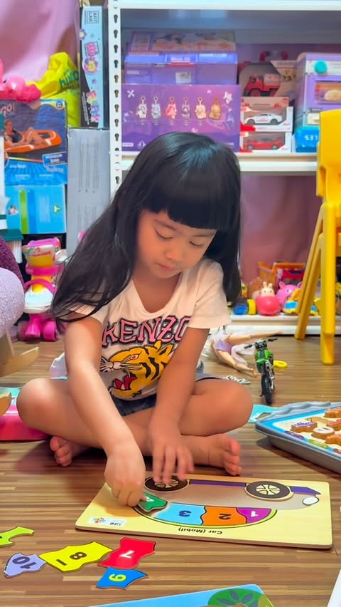 Saved public reels media preview 8 from @riaricis1795 snapshot