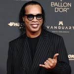 Saved public highlight cover 7 for @ronaldinho