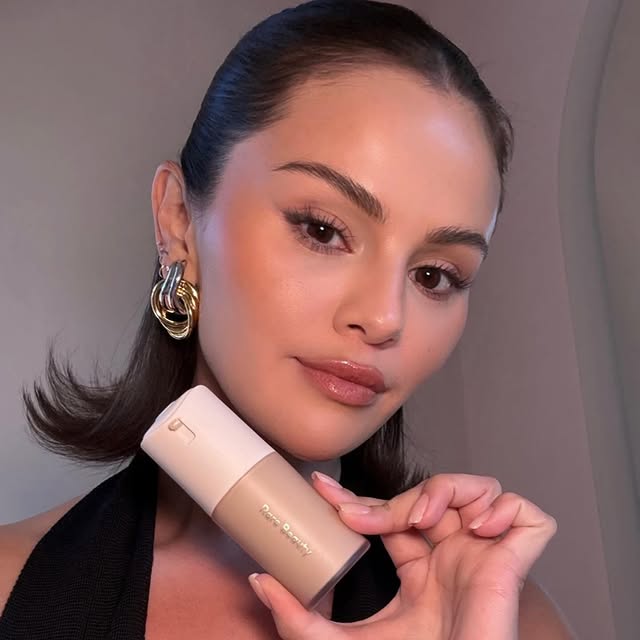 Saved public post media preview 6 from @selenagomez snapshot