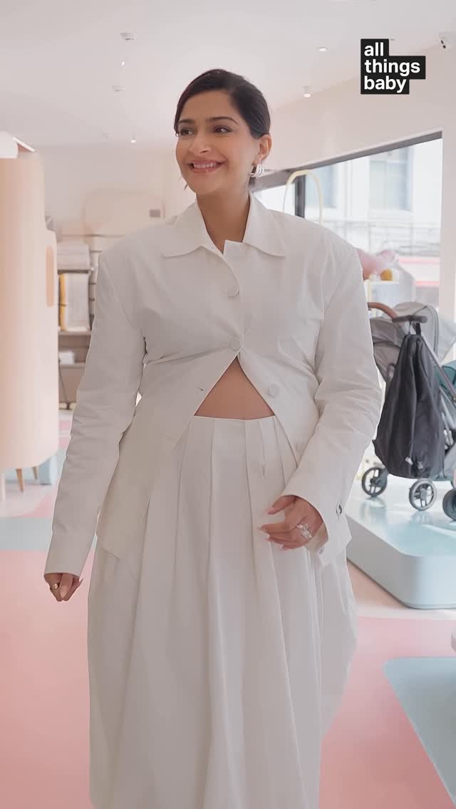 Saved public post media preview 3 from @sonamkapoor snapshot