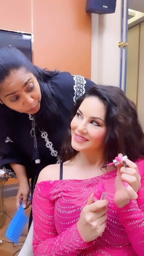 Saved public reels media preview 2 from @sunnyleone snapshot