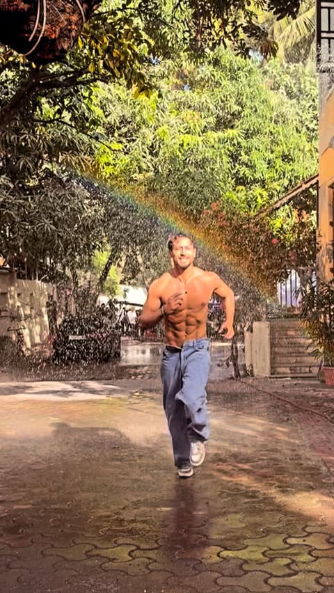 Saved public reels media preview 7 from @tigerjackieshroff snapshot