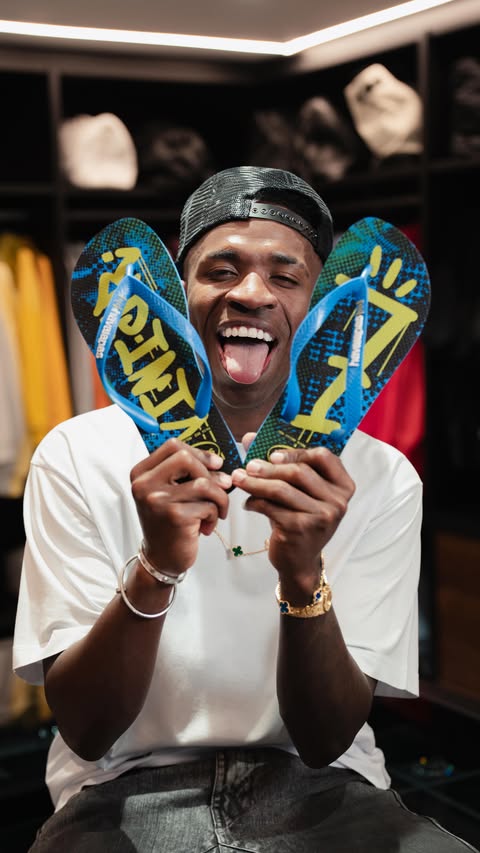 Saved public reels media preview 4 from @vinijr snapshot