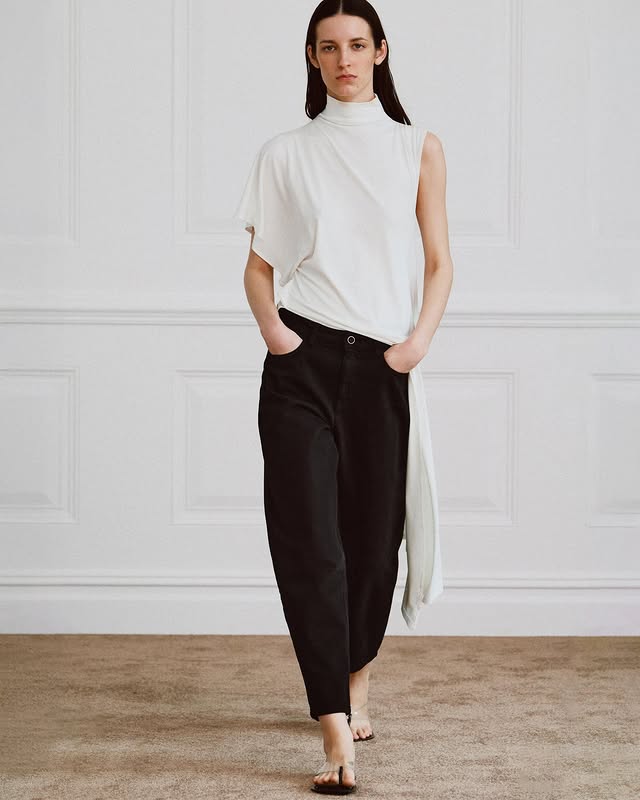 Saved public post media preview 2 from @zara snapshot