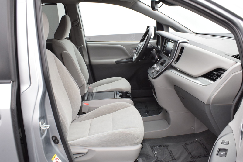 Florida Fine Cars - Used TOYOTA SIENNA 2019 WEST PALM LE