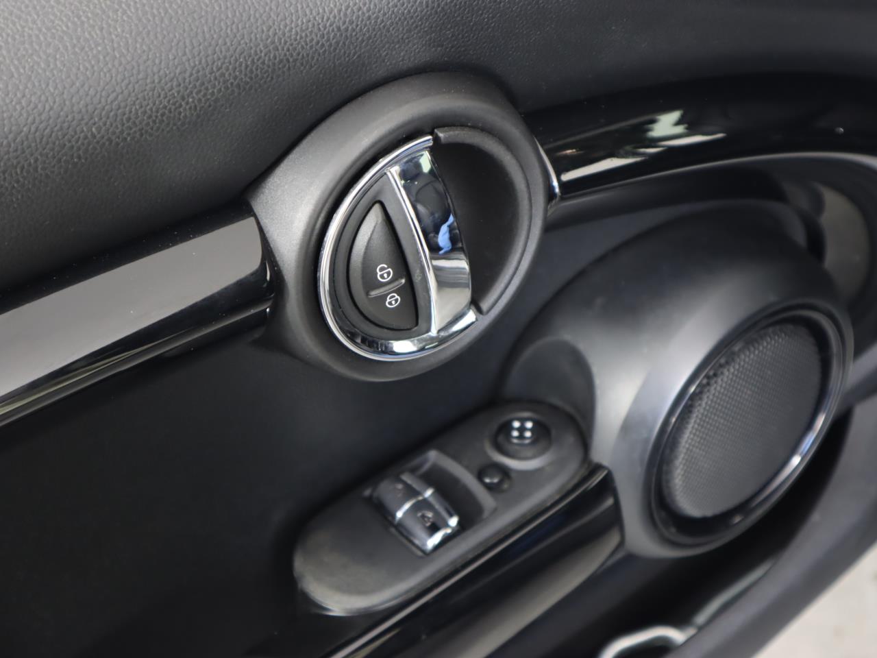 Florida Fine Cars - Used MINI HARDTOP 2 DOOR 2017 SAN ANTONIO COOPER S