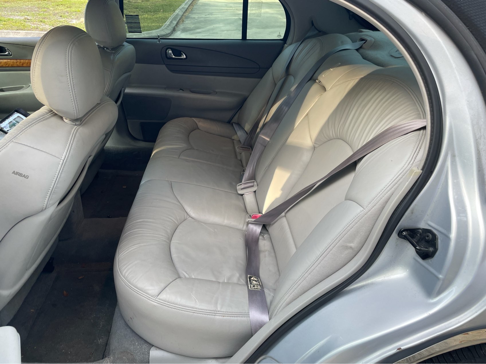 Florida Fine Cars - Used LINCOLN CONTINENTAL 2002 WEST PALM BASE