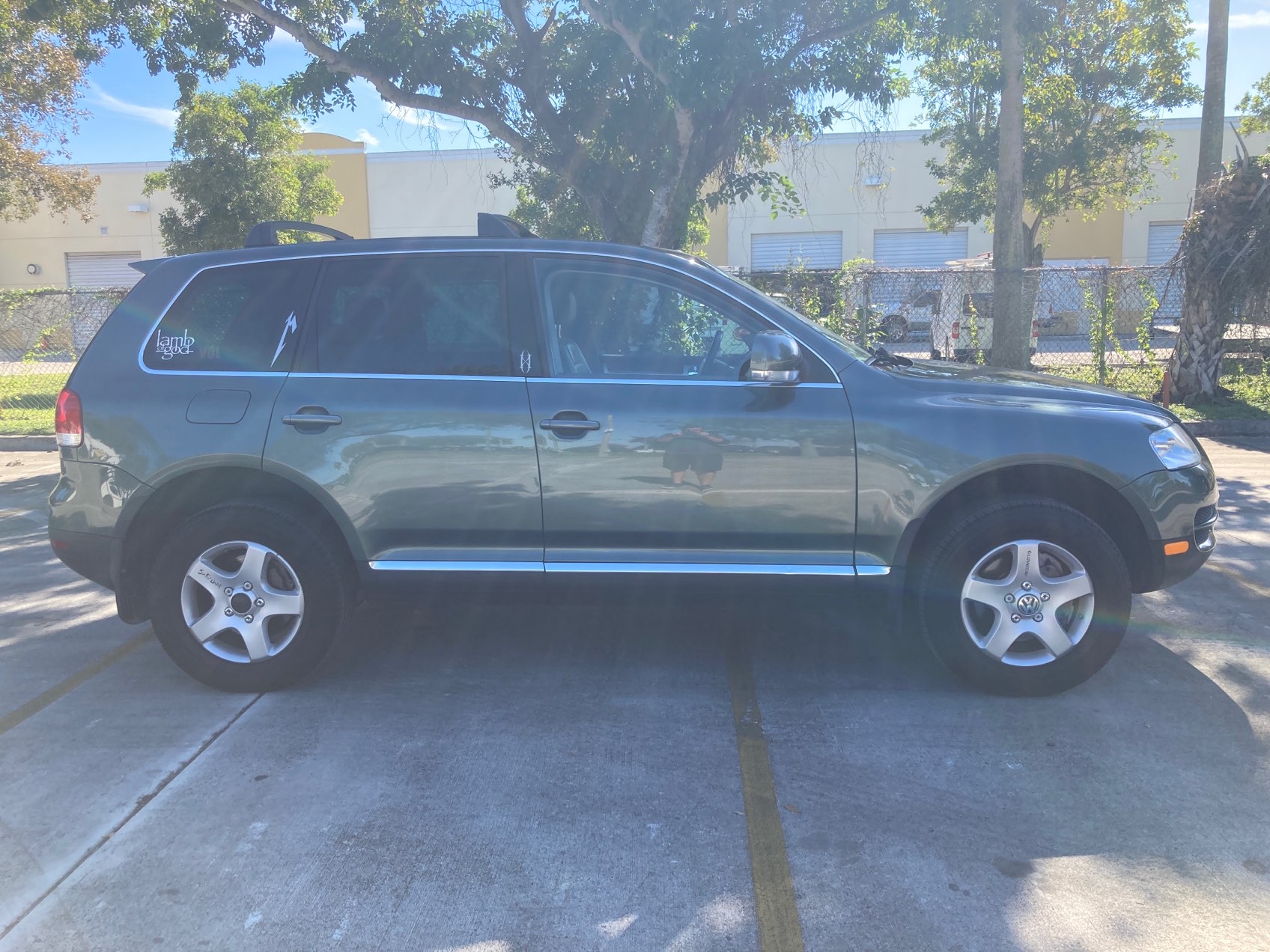 Florida Fine Cars - Used VOLKSWAGEN TOUAREG 2004 WEST PALM 