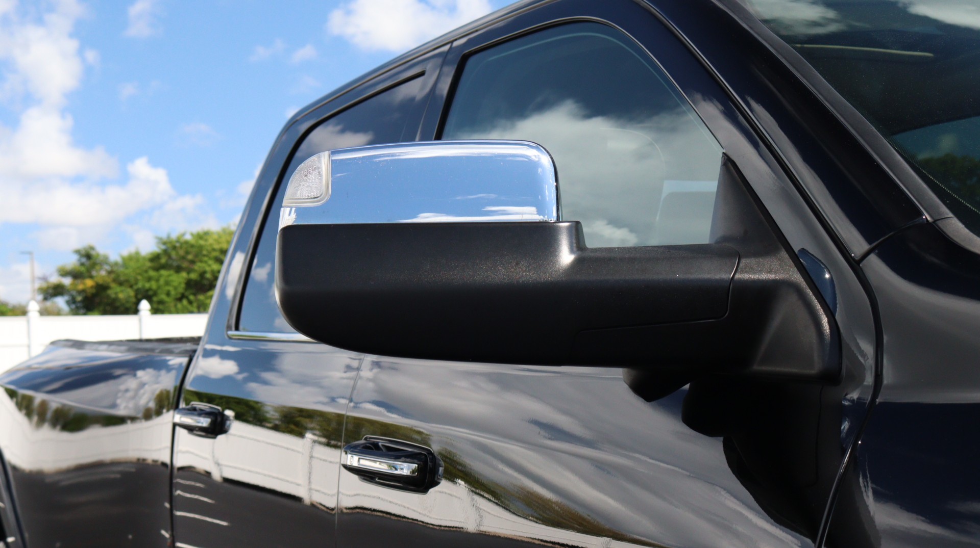 Florida Fine Cars - Used RAM 3500 2019 MARGATE LARAMIE